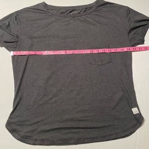 Vuori Lux Performance Pocket Tee. SUPER SOFT!